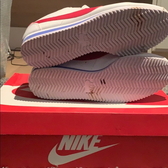 White & Red Cortez - Picture 5 of 5